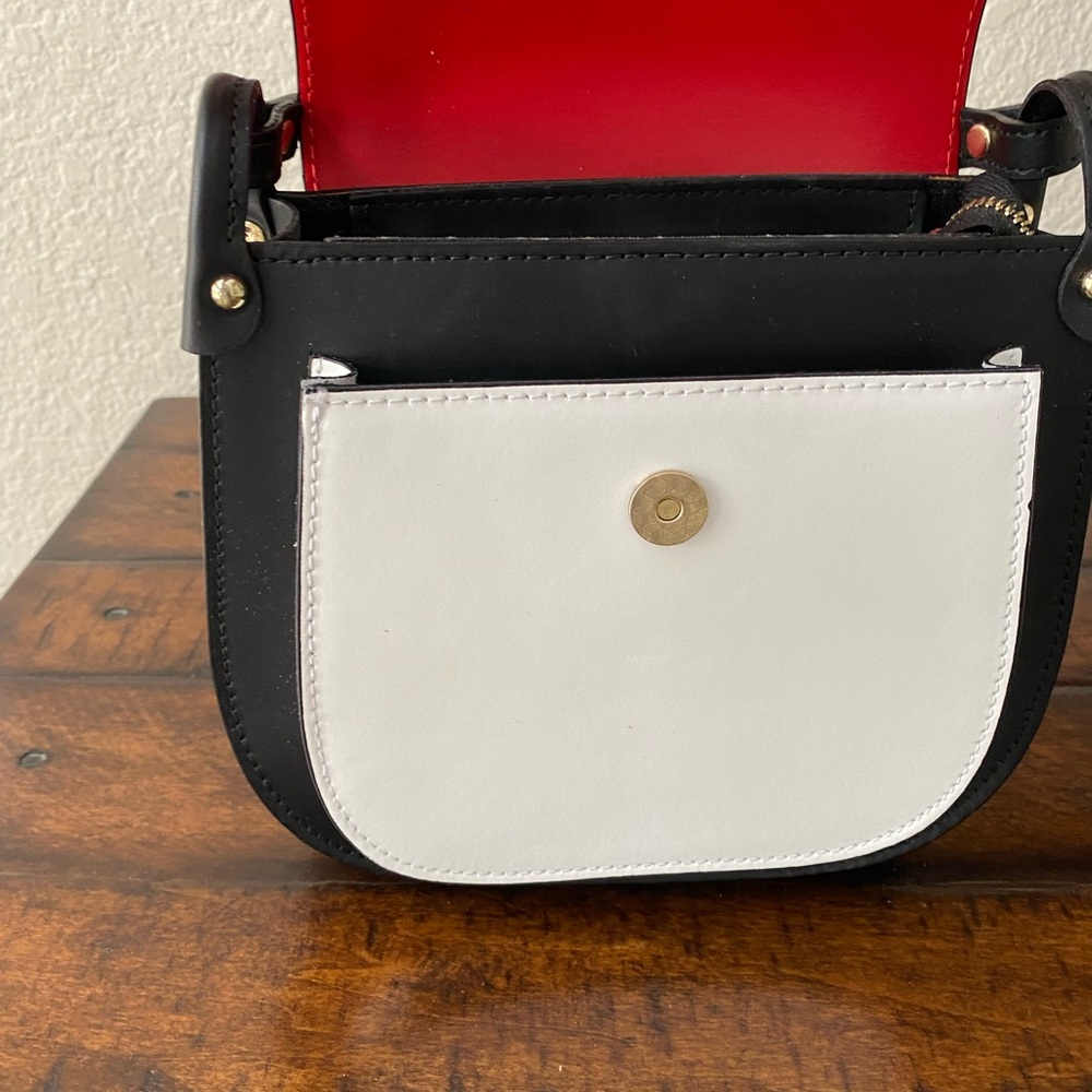 Italian Leather Shoulder Bag - Picture 3 of 7